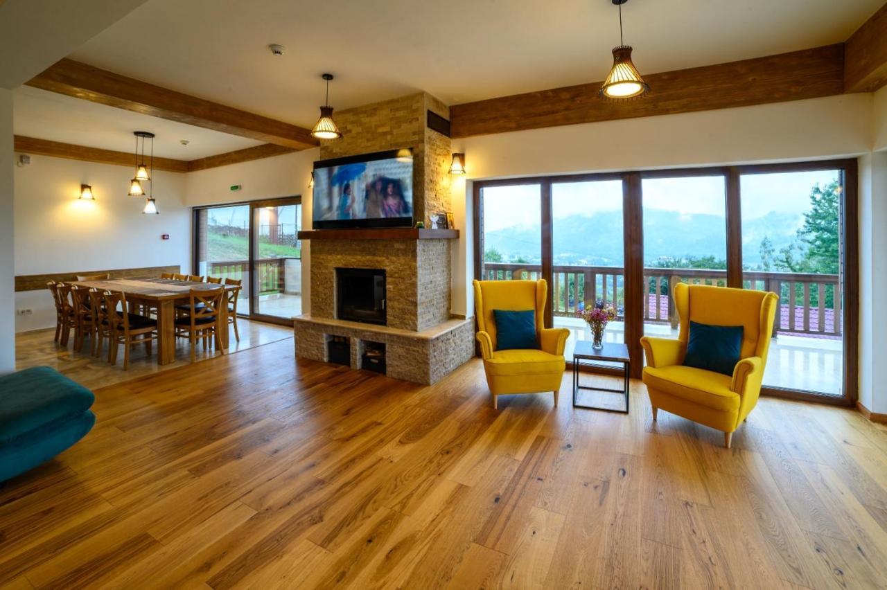 Chalet First Hill Ґурагумора Екстер'єр фото