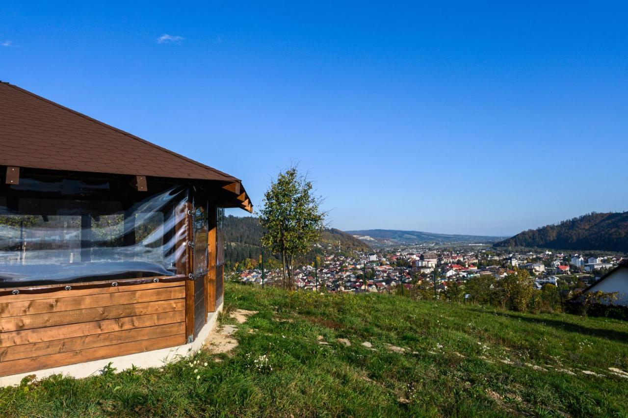 Chalet First Hill Ґурагумора Екстер'єр фото